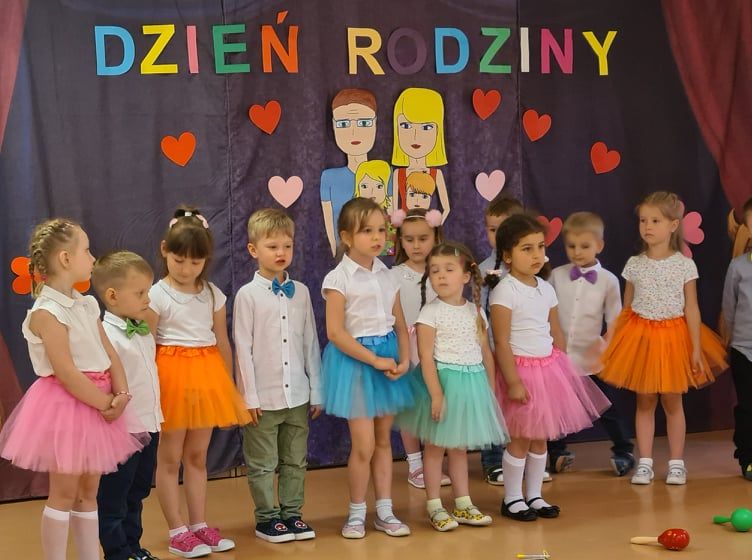 Read more about the article DZIEŃ RODZINY
